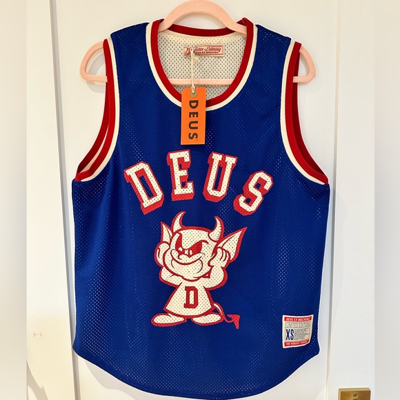DEUS EX MACHINA BNWT reversible. May be one-of-a-kind. Or not in stores yet. - Picture 1 of 4